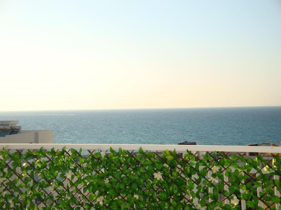 Apartment Centre Penthouse With Seaview